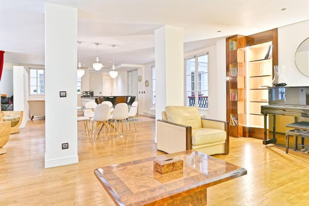 Prestigieux Et Lumineux De 150m2 - Ii Appartement *